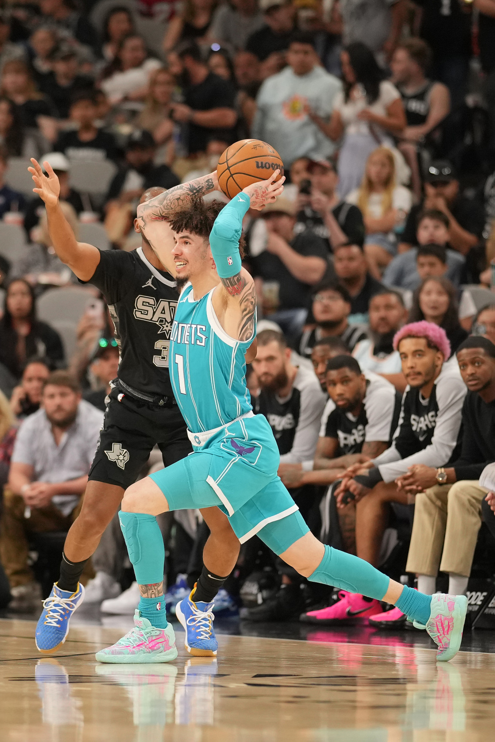 星空娱乐体育 -关于NBA季后赛倒计时，夏洛特黄蜂集结日刷新队史纪录，细节引发关注，气氛紧张，临场指挥获称赞的信息