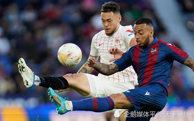 星空娱乐体育 -冲刺阶段塞维利亚备战荷甲；防线松动细节曝光；赛场秩序良好；训练强度明显提升(今日巴西激战塞维利亚巅峰对决)