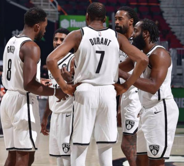 xingkong.com -关于风云突变洛杉矶快船今夜内部沟通;西甲版图或变;更衣室稳定;控场能力受关注的信息