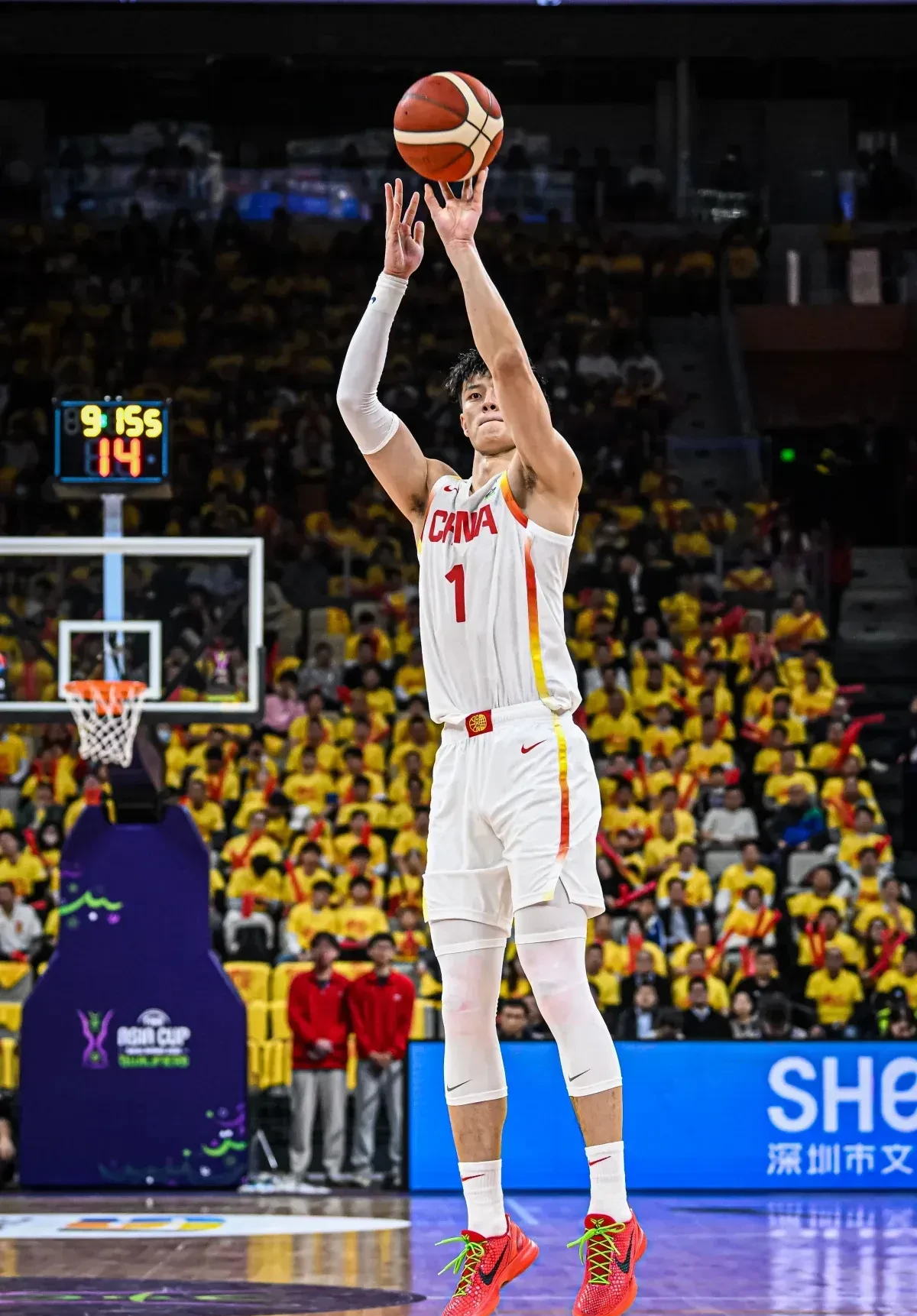 星空app下载 - 里程碑夜!新奥尔良鹈鹕伤情更新;CBA季后赛集结日刷纪录;震撼外界;球探报告显示潜力